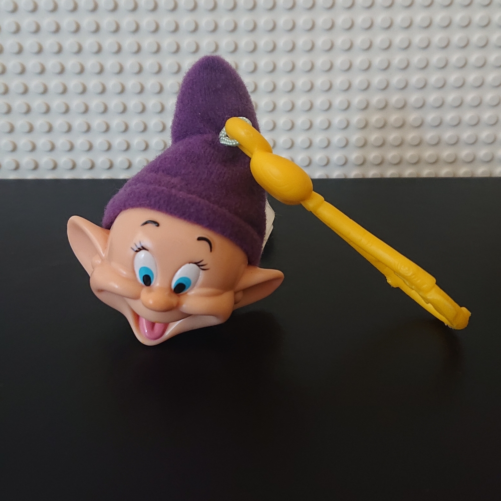 Disney Snow White Seven Dwarves - Dopey Dwarf Backpack Clip Hanger - McDonald's